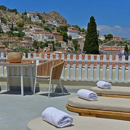 Unique Luxury Suites Hydra  Exterior photo